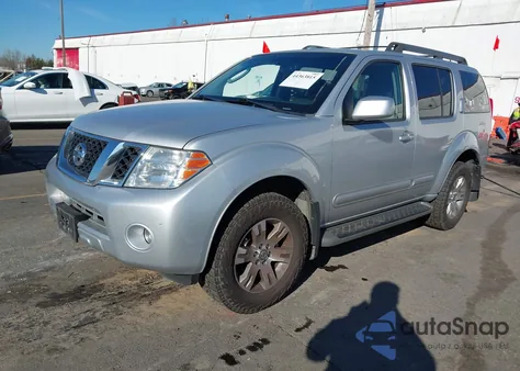 2010 Nissan Pathfinder Se z USA, uszkodzony, nr VIN 5N1AR1NB2AC629801
